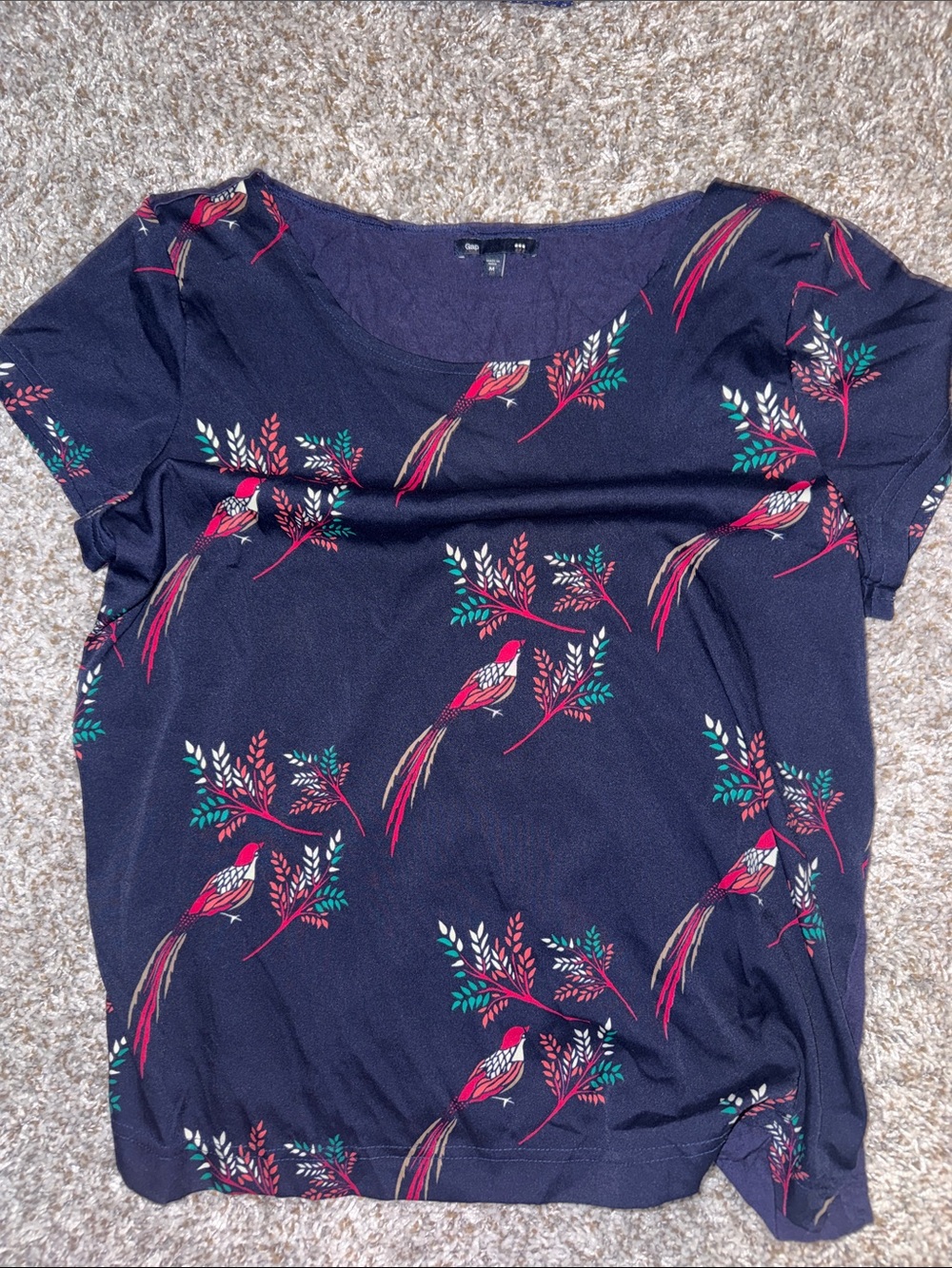GAP Navy Short-Sleeve Top with Red Bird & Green Foliage Print